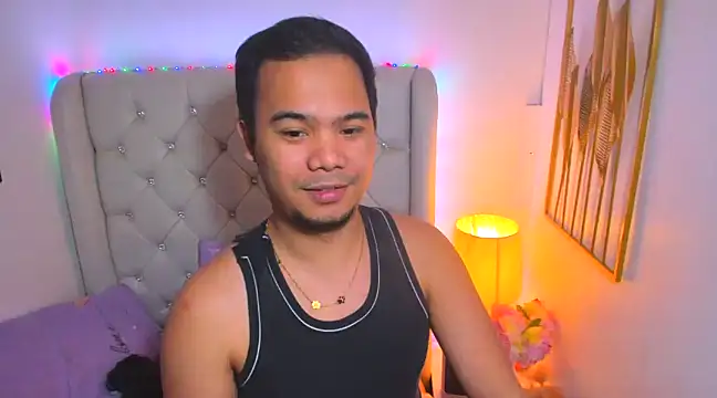 AsianZero online show from February 24, 8:25 pm