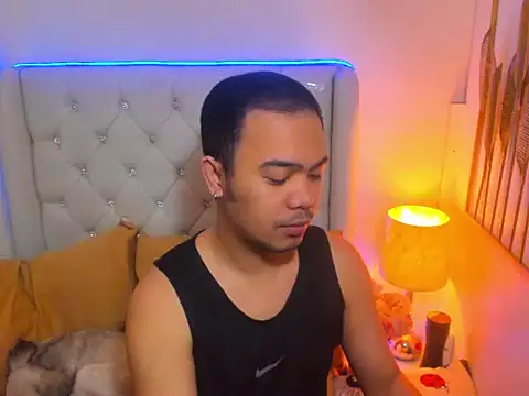 AsianZero online show from March 8, 5:17 pm