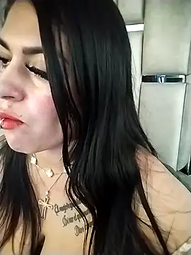 chelaqueen  online show from February 5, 7:29 pm