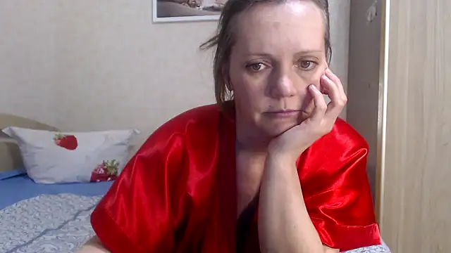 Snapshot of SheLion chatting on March 22, 7:31 pm SheLion online show from March 22, 7:31 pm