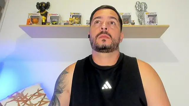 Snapshot of camilo_restrepo21 chatting on May 7, 11:54 pm camilo restrepo21 online show from May 7, 11:54 pm