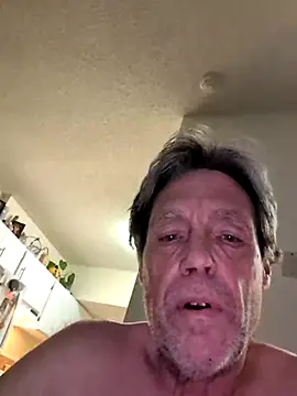 Snapshot of Smallpeniss69 chatting on October 5, 7:28 am Smallpeniss69 online show from October 5, 7:28 am