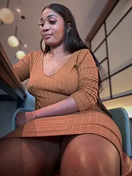 Snapshot of __Nessa__ chatting on February 1, 3:18 pm   Nessa   online show from February 1, 3:18 pm