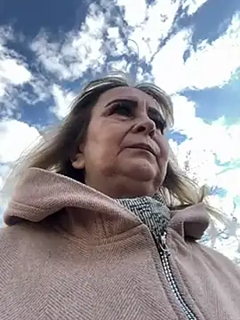 Irina2909xh online show from March 14, 1:13 pm