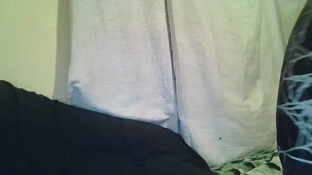 OscarbidD661 online show from May 5, 8:44 am