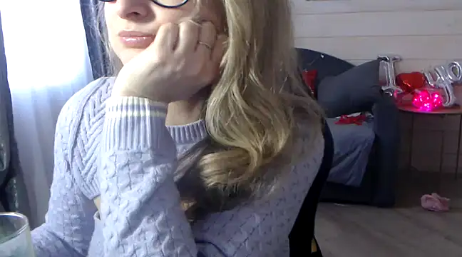 RubiLakros online show from February 15, 11:39 am