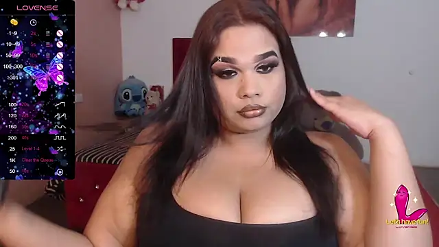 Snapshot of kami_hot_ts chatting on February 18, 3:42 am kami hot ts online show from February 18, 3:42 am