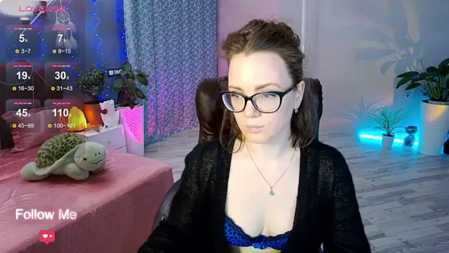 AngelaWhiti online show from March 20, 3:04 pm