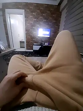 Snapshot of kayahan4 chatting on January 6, 9:22 pm kayahan4 online show from January 6, 9:22 pm