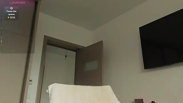 AmiraRosse online show from November 11, 6:24 am