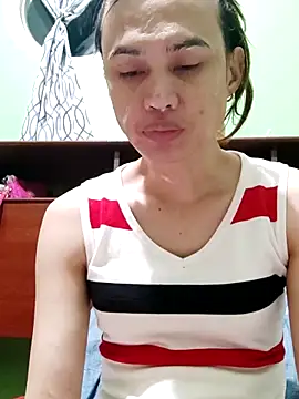 QueenSoreal online show from February 14, 5:21 pm