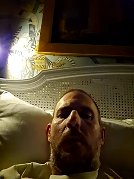 verylargecock online show from November 6, 11:48 pm