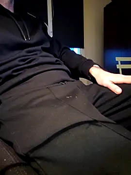 verylargecock online show from March 6, 5:42 pm