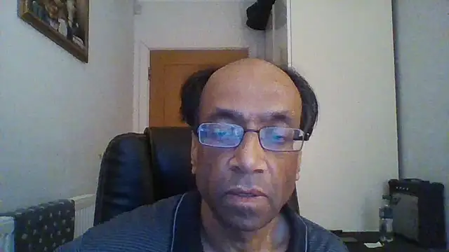 Snapshot of rauncher1 chatting on January 8, 9:42 am rauncher1 online show from January 8, 9:42 am