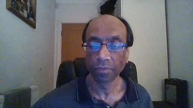 Snapshot of rauncher1 chatting on February 19, 12:46 am rauncher1 online show from February 19, 12:46 am