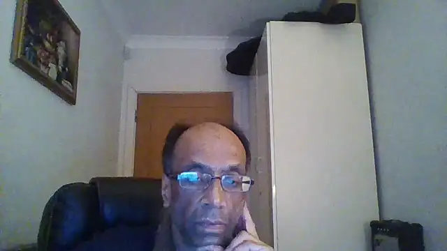 Snapshot of rauncher1 chatting on September 28, 10:48 pm rauncher1 online show from September 28, 10:48 pm