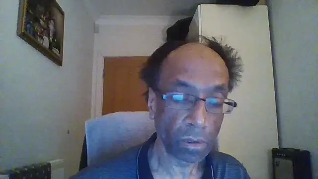 rauncher1 online show from November 14, 9:19 am