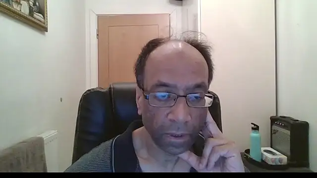 rauncher1 online show from February 1, 9:19 am