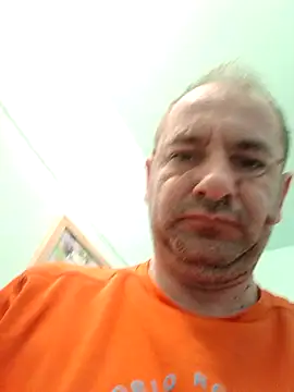 Snapshot of Venelin_ruse chatting on April 13, 3:01 am Venelin ruse online show from April 13, 3:01 am