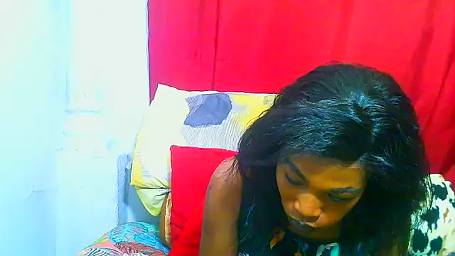 Snapshot of freaky_naughty chatting on April 18, 12:31 pm freaky naughty online show from April 18, 12:31 pm