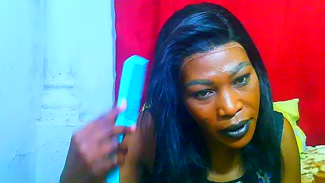 Snapshot of freaky_naughty chatting on April 20, 11:13 am freaky naughty online show from April 20, 11:13 am