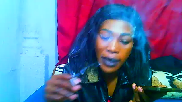 Snapshot of freaky_naughty chatting on April 24, 12:18 pm freaky naughty online show from April 24, 12:18 pm