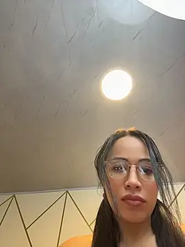 SQUIRTINGQUEEN11 online show from July 9, 2:59 am
