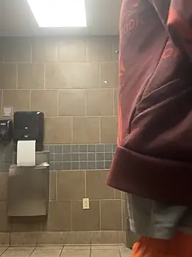 Snapshot of cumgitsumdic chatting on February 6, 5:40 pm cumgitsumdic online show from February 6, 5:40 pm