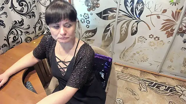 Snapshot of EVILENSA chatting on January 24, 1:25 pm EVILENSA online show from January 24, 1:25 pm