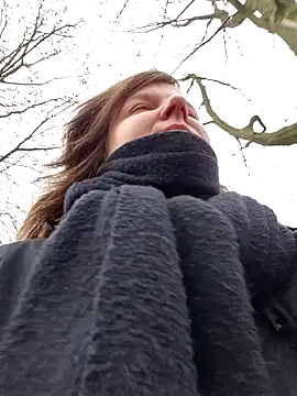 Cutegirlforyou online show from December 13, 10:30 am