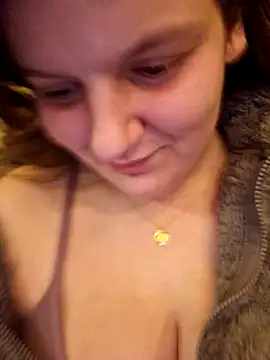 Cutegirlforyou online show from December 30, 8:43 am