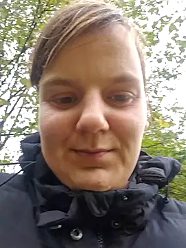 Cutegirlforyou online show from October 25, 11:29 am