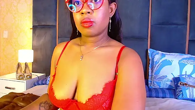 CaseyMoon online show from December 3, 12:25 pm