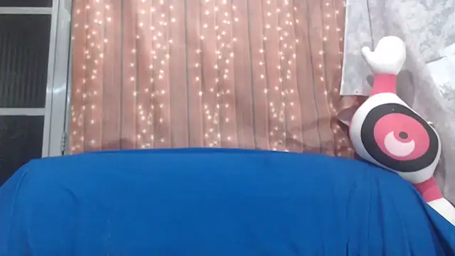 Venusluxodomme online show from February 15, 2:30 am