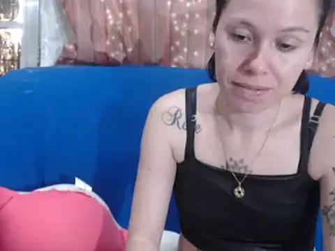 Venusluxodomme online show from April 8, 8:31 pm
