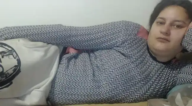 Snapshot of flowerlauren chatting on January 23, 3:16 am flowerlauren online show from January 23, 3:16 am