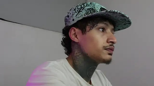 trieone online show from March 6, 4:19 am