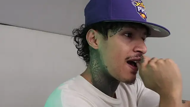 trieone online show from March 12, 7:35 am