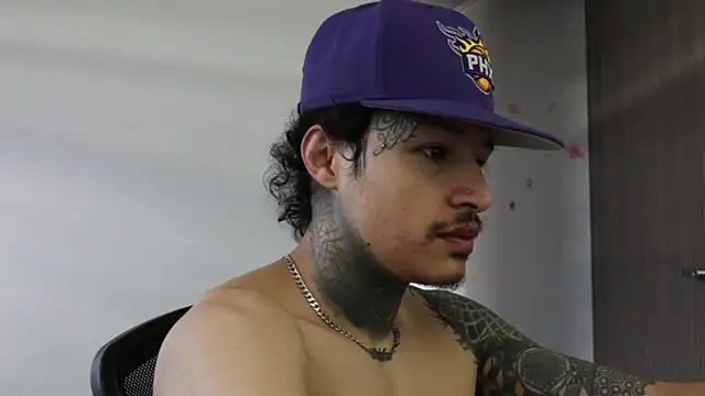 trieone online show from September 24, 5:16 pm