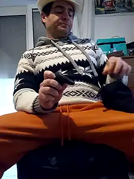 Snapshot of Dharmare@xh chatting on February 19, 4:00 pm Dharmarexh online show from February 19, 4:00 pm