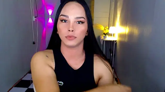 urnaughtydolly69 online show from March 22, 3:15 pm