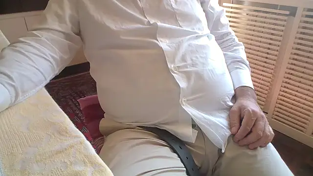 polloiw online show from May 12, 11:51 am