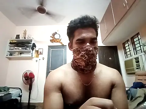 Snapshot of luckyloki chatting on March 10, 2:06 am luckyloki online show from March 10, 2:06 am