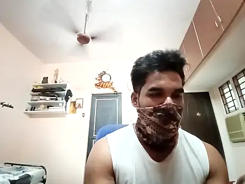 Snapshot of luckyloki chatting on March 16, 5:47 am luckyloki online show from March 16, 5:47 am