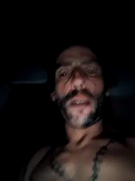 robertmichael84 online show from December 3, 6:10 am