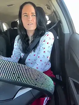 lolabunny9 online show from December 14, 6:20 pm