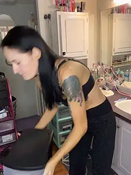 lolabunny9 online show from December 20, 3:21 pm