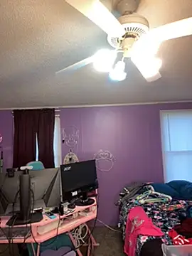 lolabunny9 online show from December 21, 9:25 pm