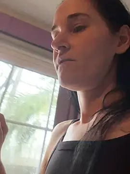 lolabunny9 online show from February 13, 3:35 pm