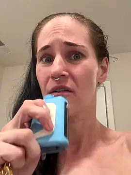 lolabunny9 online show from September 23, 6:55 pm